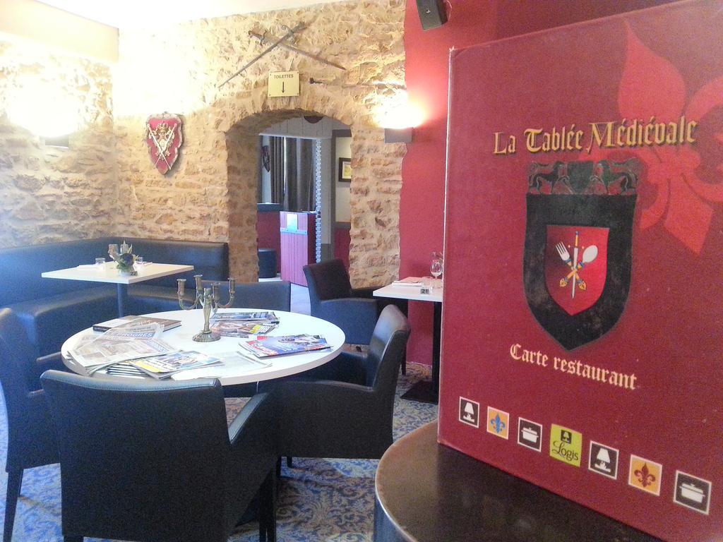 La Tablee Medievale Civrieux-d'Azergues Экстерьер фото